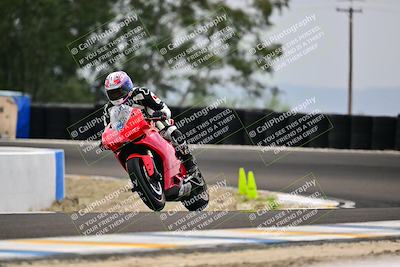 media/Apr-18-2025-TrackDaz (Fri) [[45f5874c44]]/B Group/Session 4 (Turn 6 - Outside)/